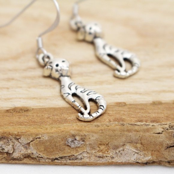 Spooky Cat Charm Earrings - Picture 2 of 6